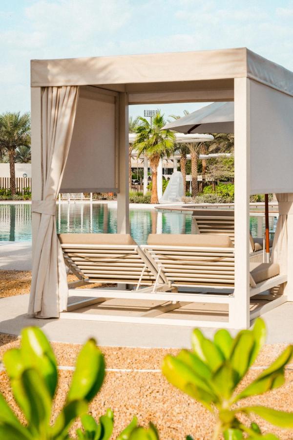 Erth Abu Dhabi Hotel Dış mekan fotoğraf
