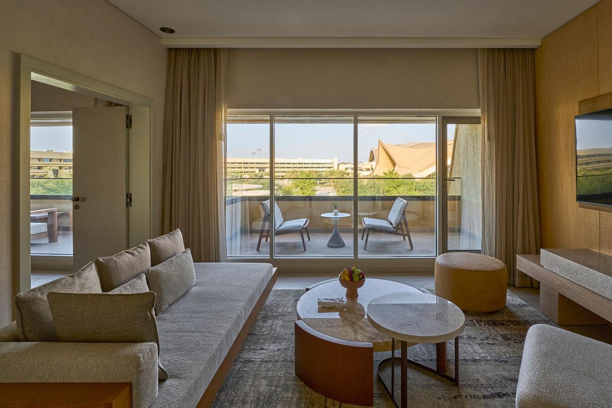 Erth Abu Dhabi Hotel Dış mekan fotoğraf